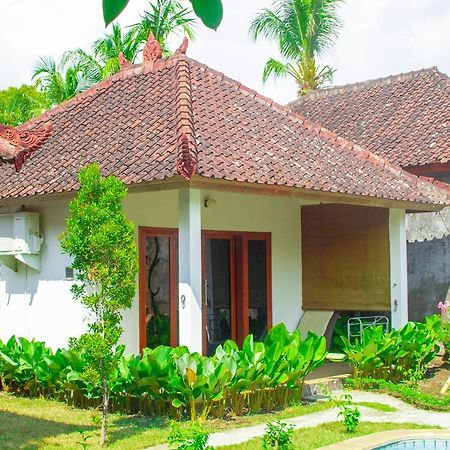 Tulamben Ocean Sun Homestay מראה חיצוני תמונה